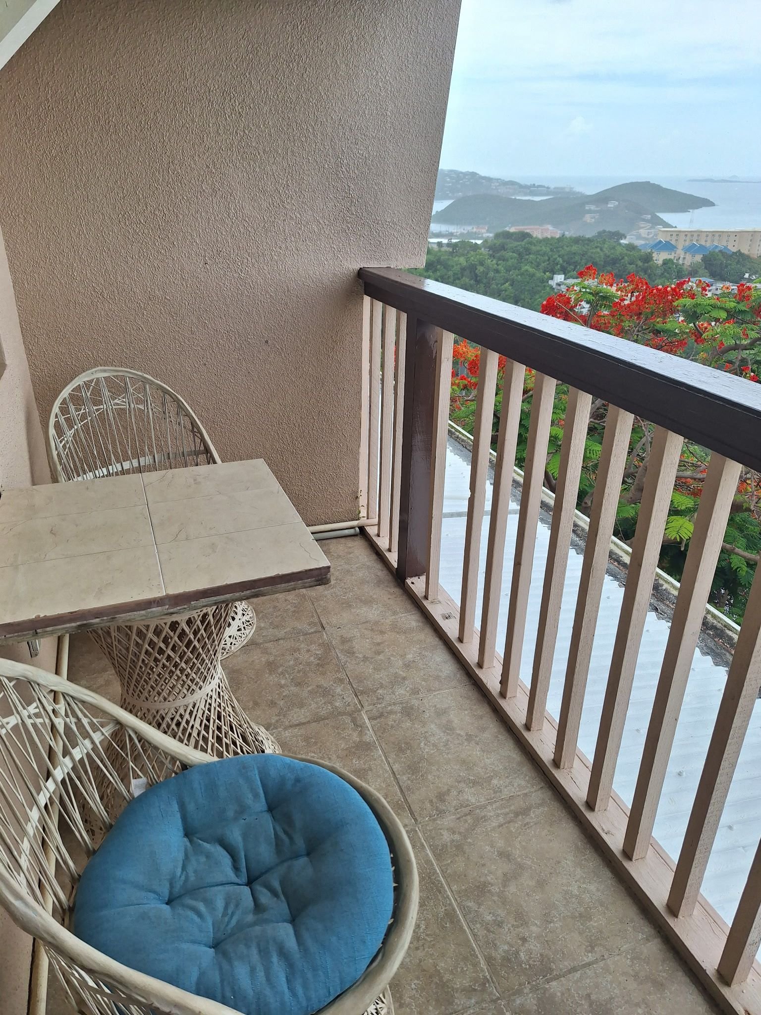 St. Thomas Island Living & Accommodation Guides